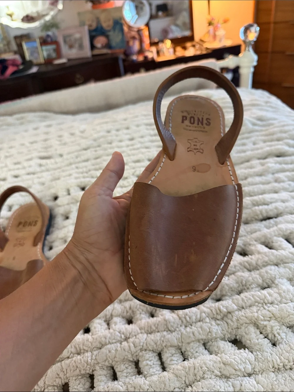 Pons Avarcas brown leather sandals
